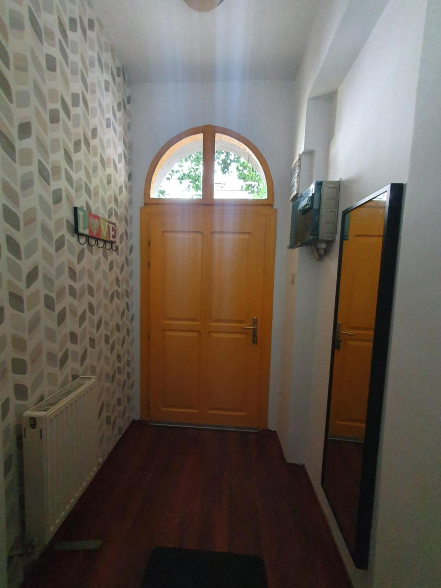 Appartamento Unirii Guest Bucarest Esterno foto
